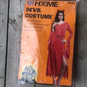 Red devil costume Halloween dress